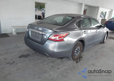2015 Nissan Altima 2.5 S из США, поврежденный, VIN 1N4AL3AP4FC209330